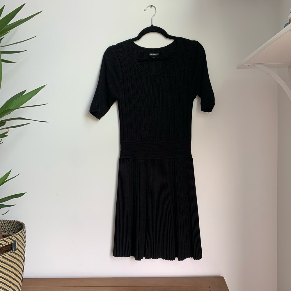 Club Monaco Knit Sweater Dress Size M